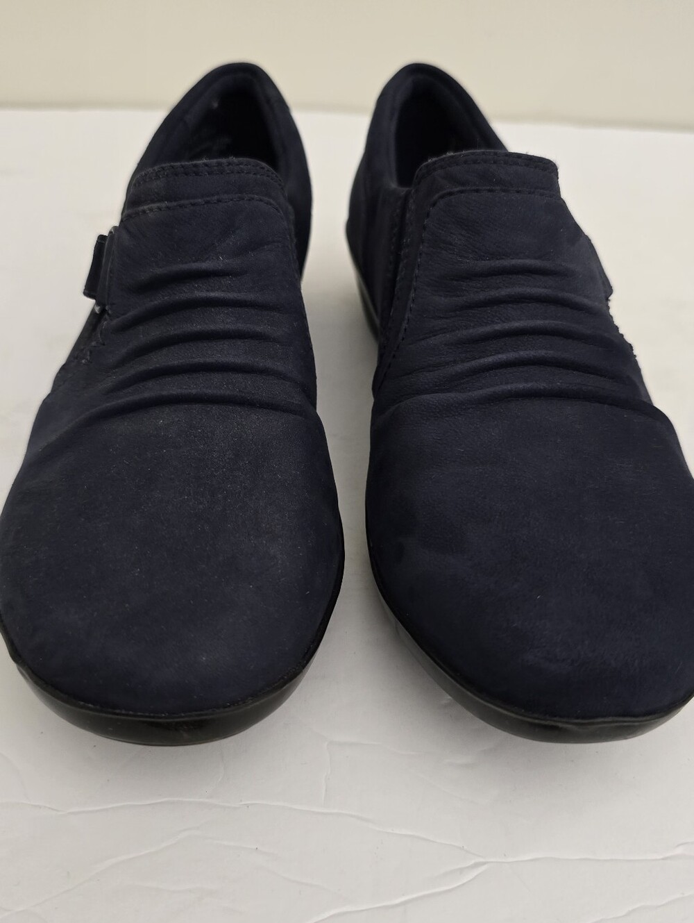 CLARKS size 7W Everlay Coda Leather Suede Cushion Soft Loafers Navy Blue - Picture 6 of 13